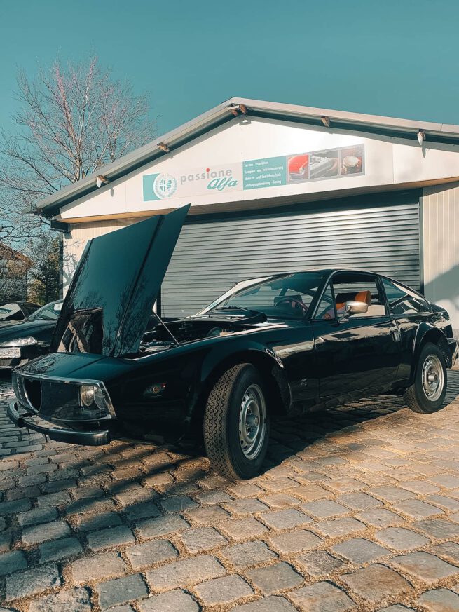 Abholung des Alfa Romeo Zagato bei Passione Alfa in Oberhaching bei München