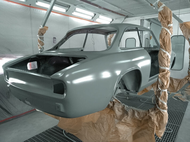 Die neue Grundierung des Alfa Romeo Bertone trocknet
