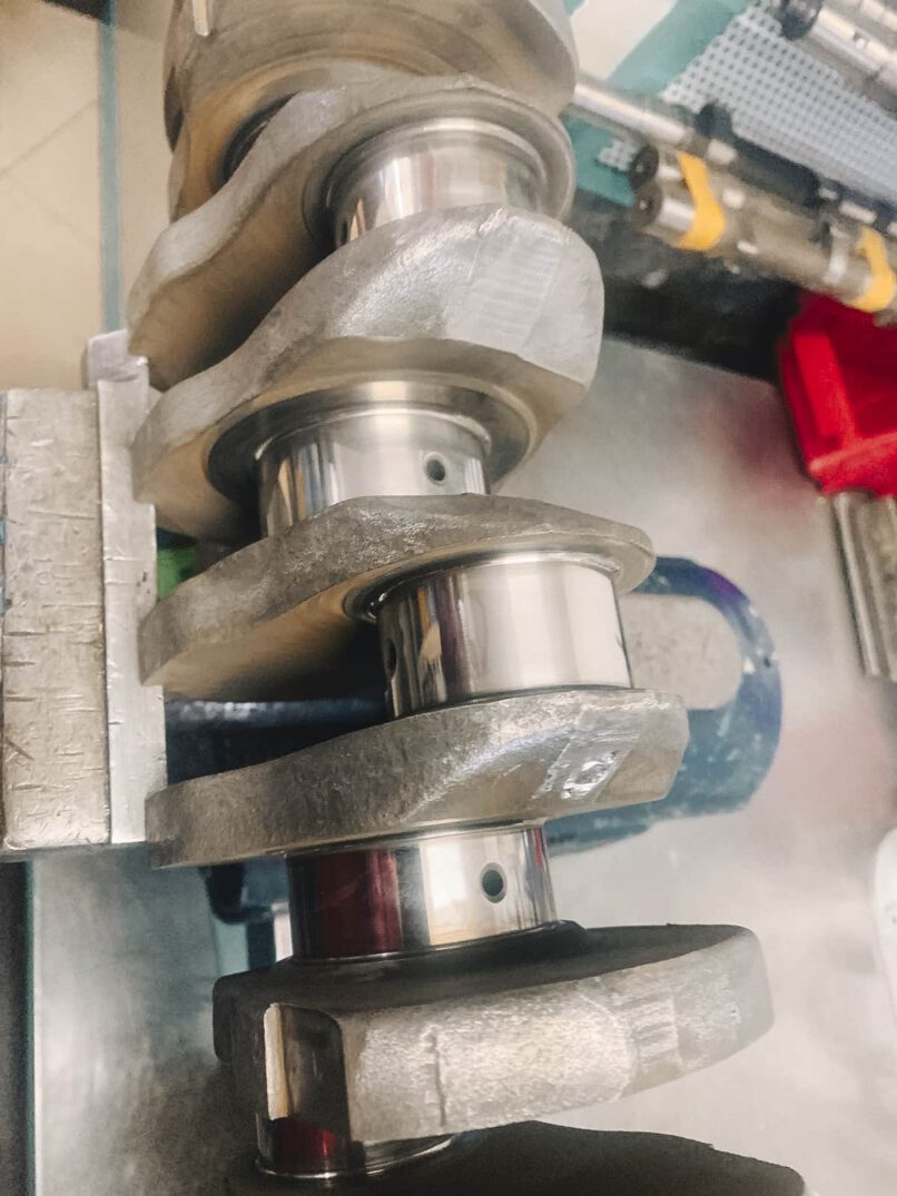 Kurbelwelle instandsetzen und schleifen