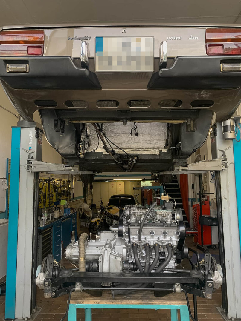 Die zweite Hochzeit des Lamborghini Urraco steht bei Passione Alfa in Oberhaching kurz bevor